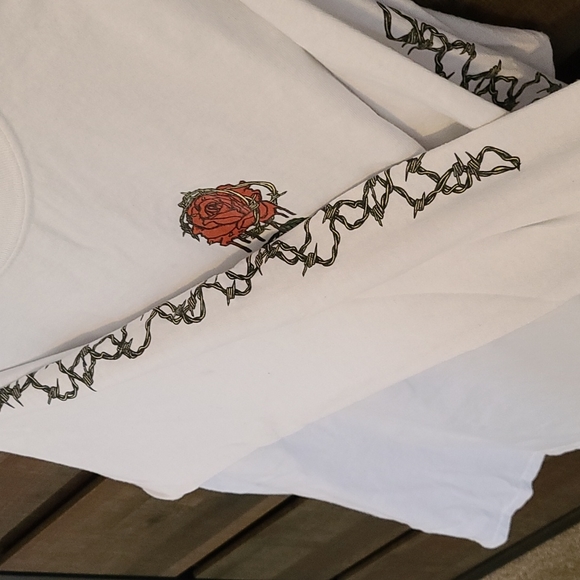 Long sleeve tee - Picture 6 of 10